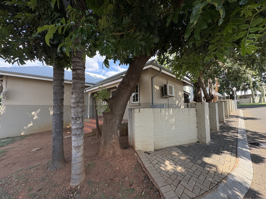 3 Bedroom Property for Sale in Waterval East North West